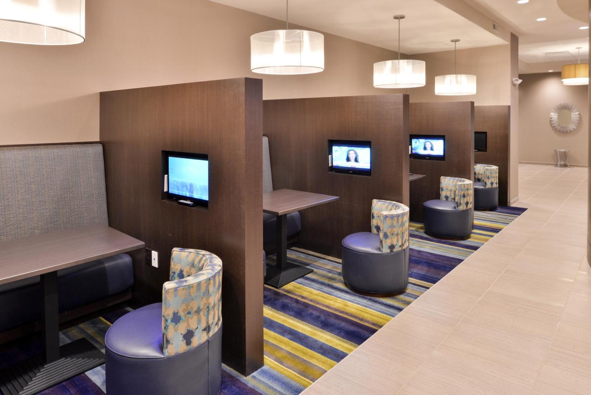 Springhill Suites By Marriott Raleigh קרי מראה חיצוני תמונה